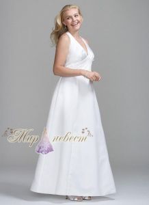 Длинное, недорогое свадебное платье большиго размера Style 9INT1054  ― Интернет магазин Мир Невест - свадебные платья и аксессуары, эксклюзивные вечерние платья