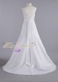 Классическое,недорогое свадебное платье Style D9406
