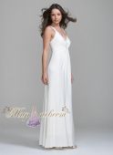 Модное и недорогое свадебное платье Style INT1050