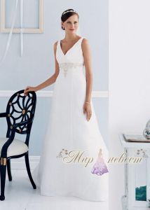 Красивое и недорогое свадебное платье Style V9570 ― Интернет магазин Мир Невест - свадебные платья и аксессуары, эксклюзивные вечерние платья